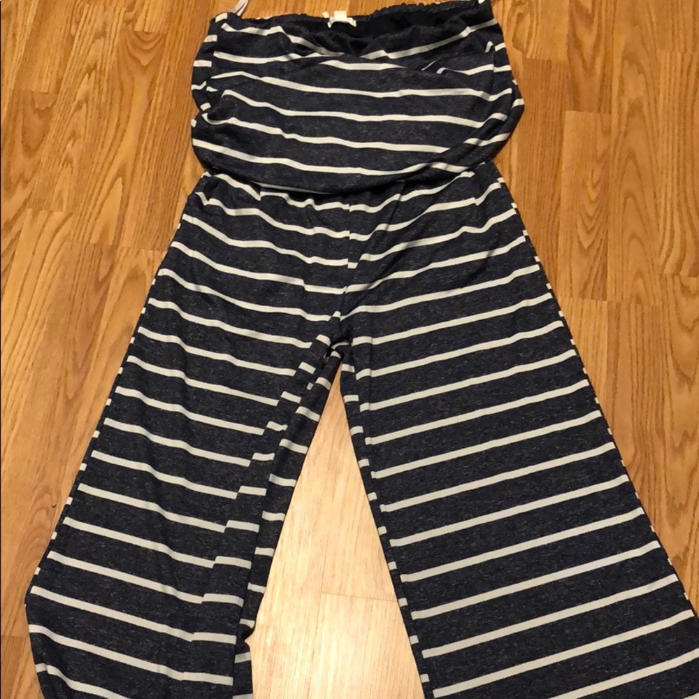 Strapless jumpsuit/romper